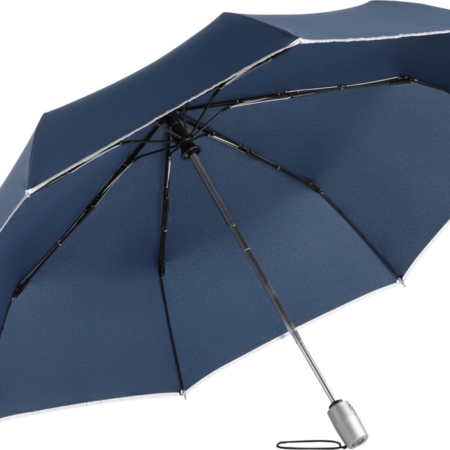 blauer Regenschirm mit reflektierender Paspelierung